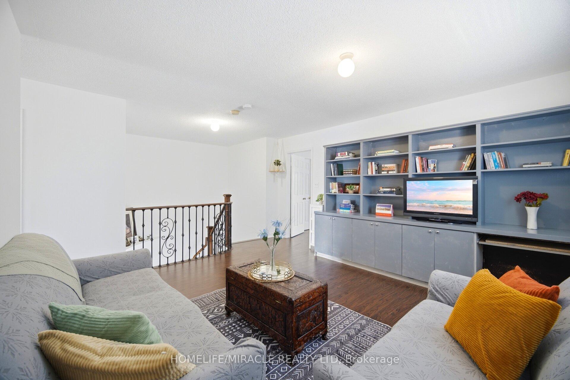 Photo 22 of 16 Capistro Street, Brampton, Fletcher's Meadow — HOMEH