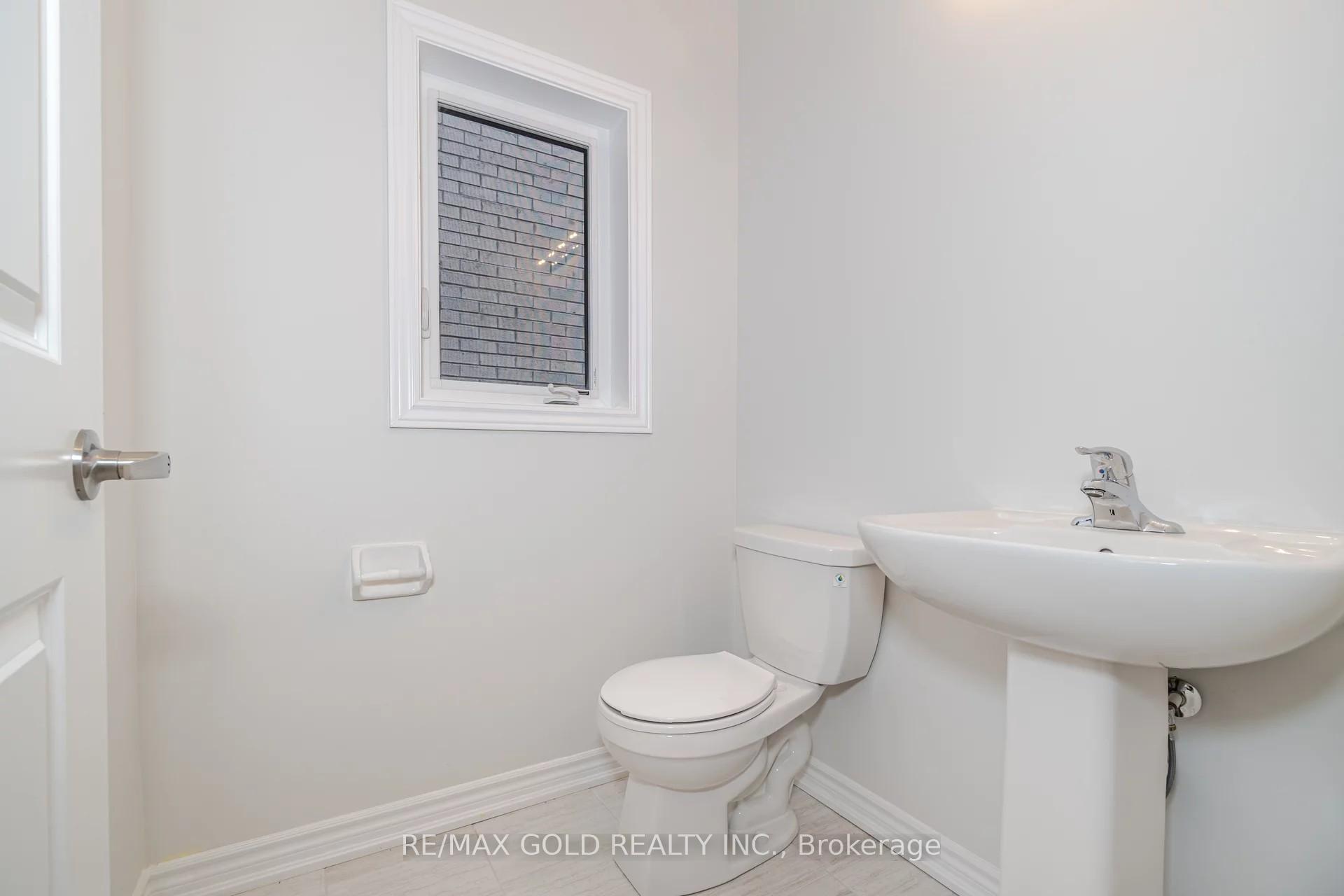 Photo 12 of 1503 Prentice Road, Innisfil, Rural Innisfil — HOMEH