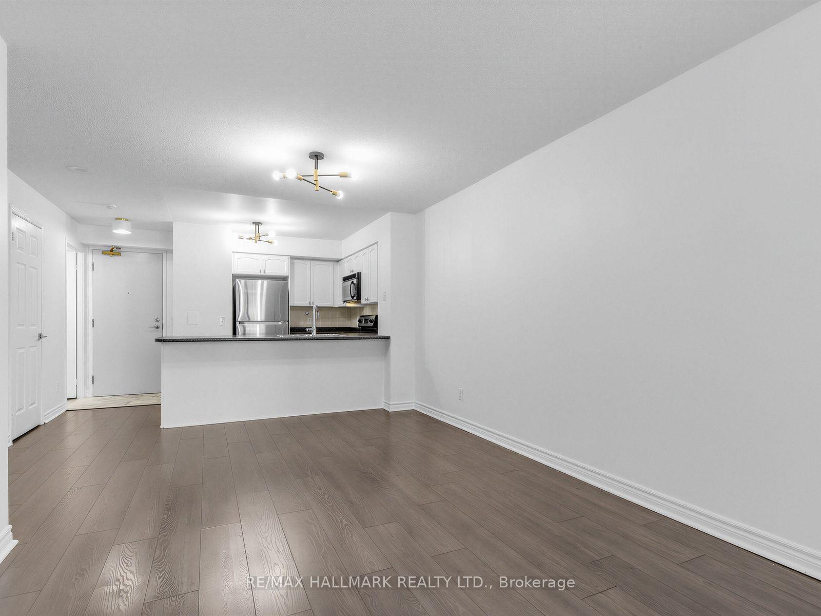 Photo 24 of Unit 805, 30 Grand Trunk Crescent, Toronto, Waterfront Communities — HOMEH