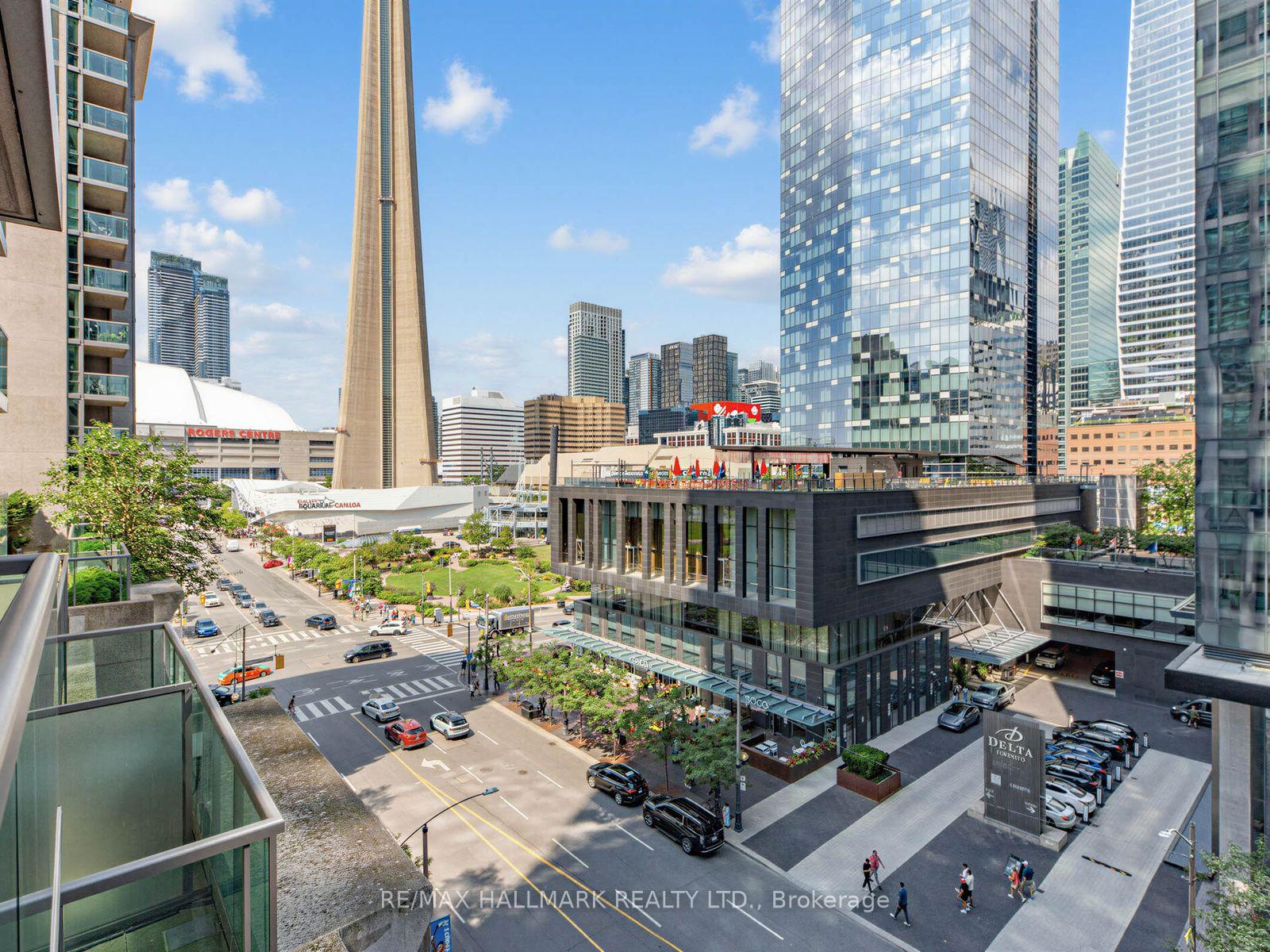 Photo 31 of Unit 805, 30 Grand Trunk Crescent, Toronto, Waterfront Communities — HOMEH