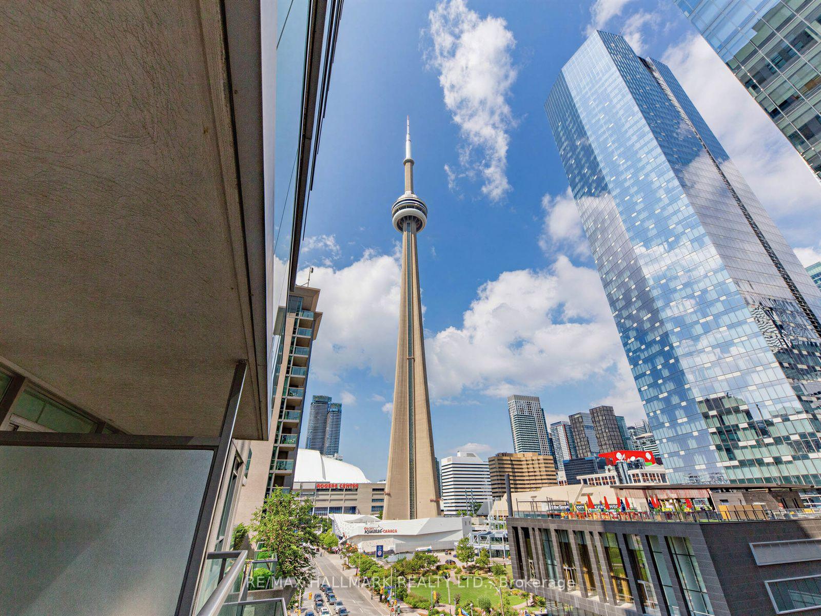 Photo 34 of Unit 805, 30 Grand Trunk Crescent, Toronto, Waterfront Communities — HOMEH