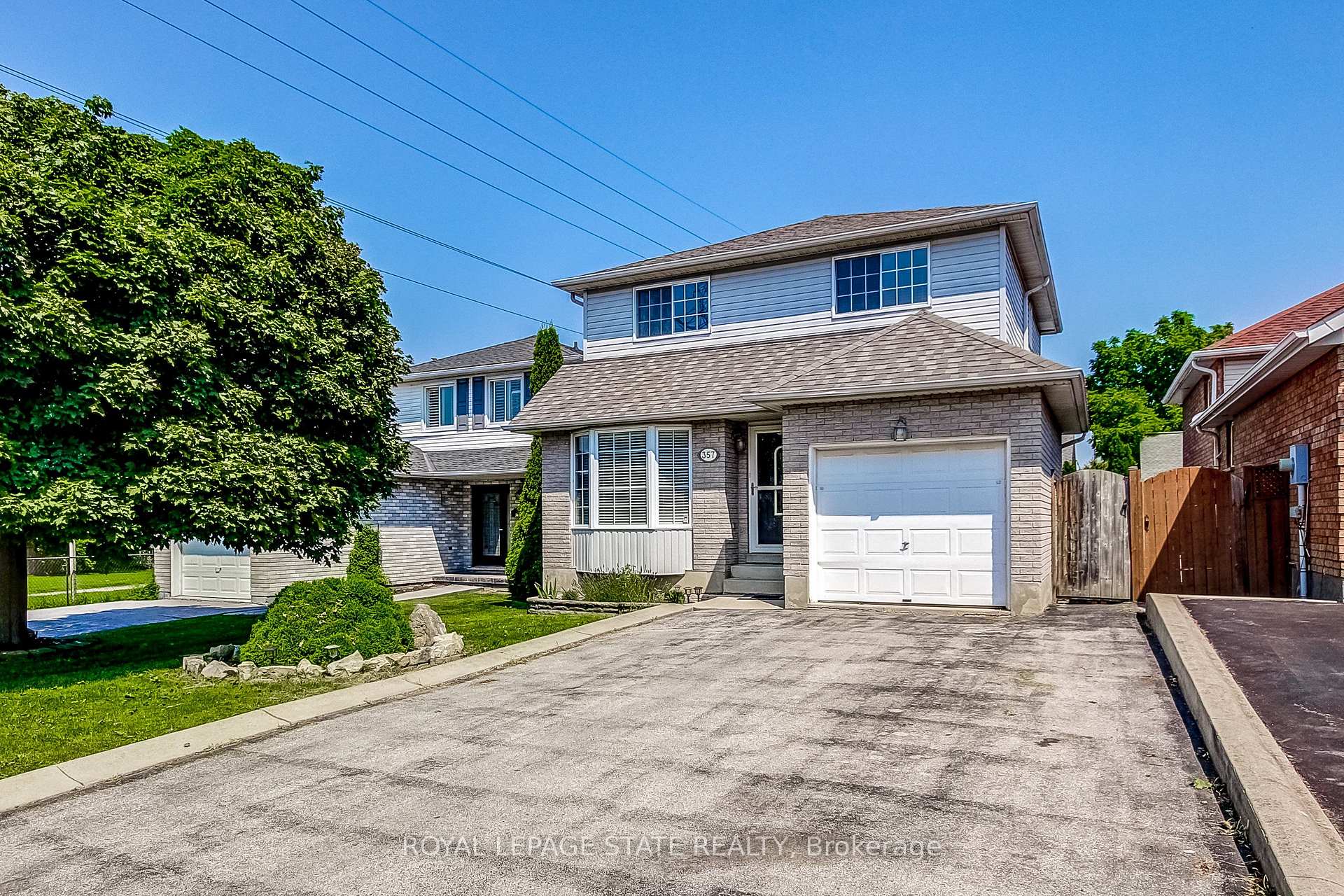 Photo 2 of 357 Acadia Drive, Hamilton, Butler — HOMEH