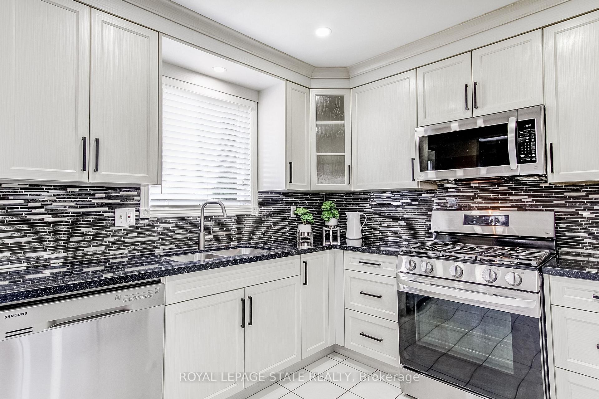 Photo 9 of 357 Acadia Drive, Hamilton, Butler — HOMEH