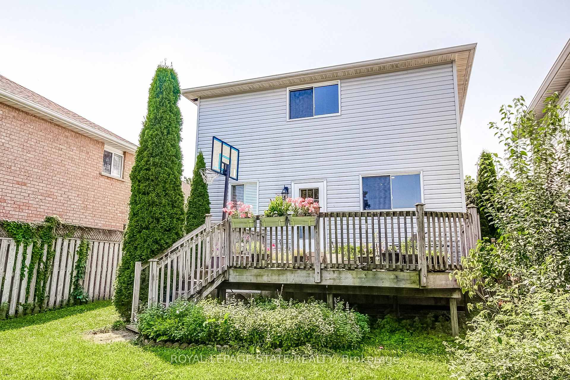 Photo 32 of 357 Acadia Drive, Hamilton, Butler — HOMEH