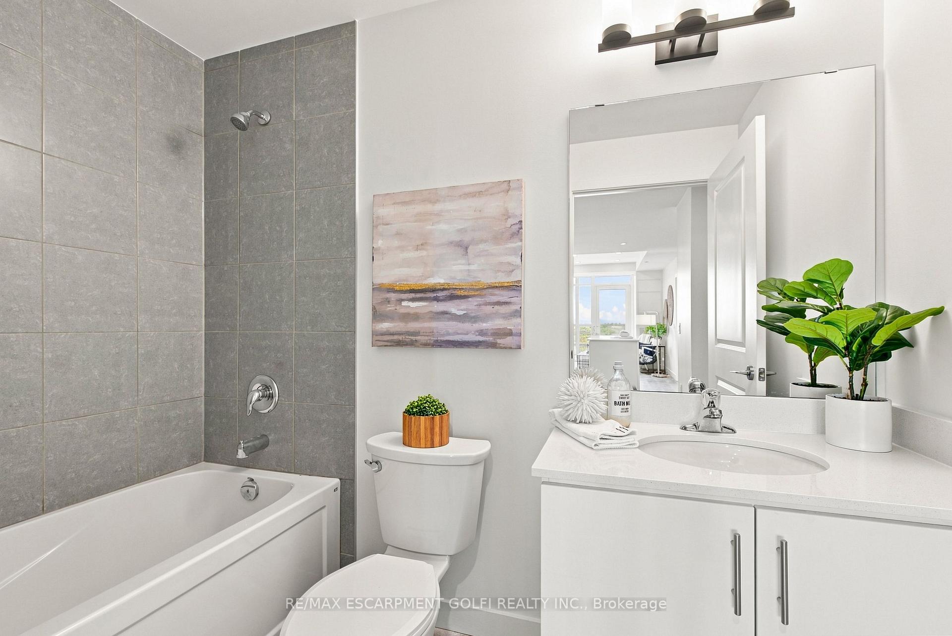 Photo 16 of Unit 921, 461 Green Road, Hamilton, Lakeshore — HOMEH