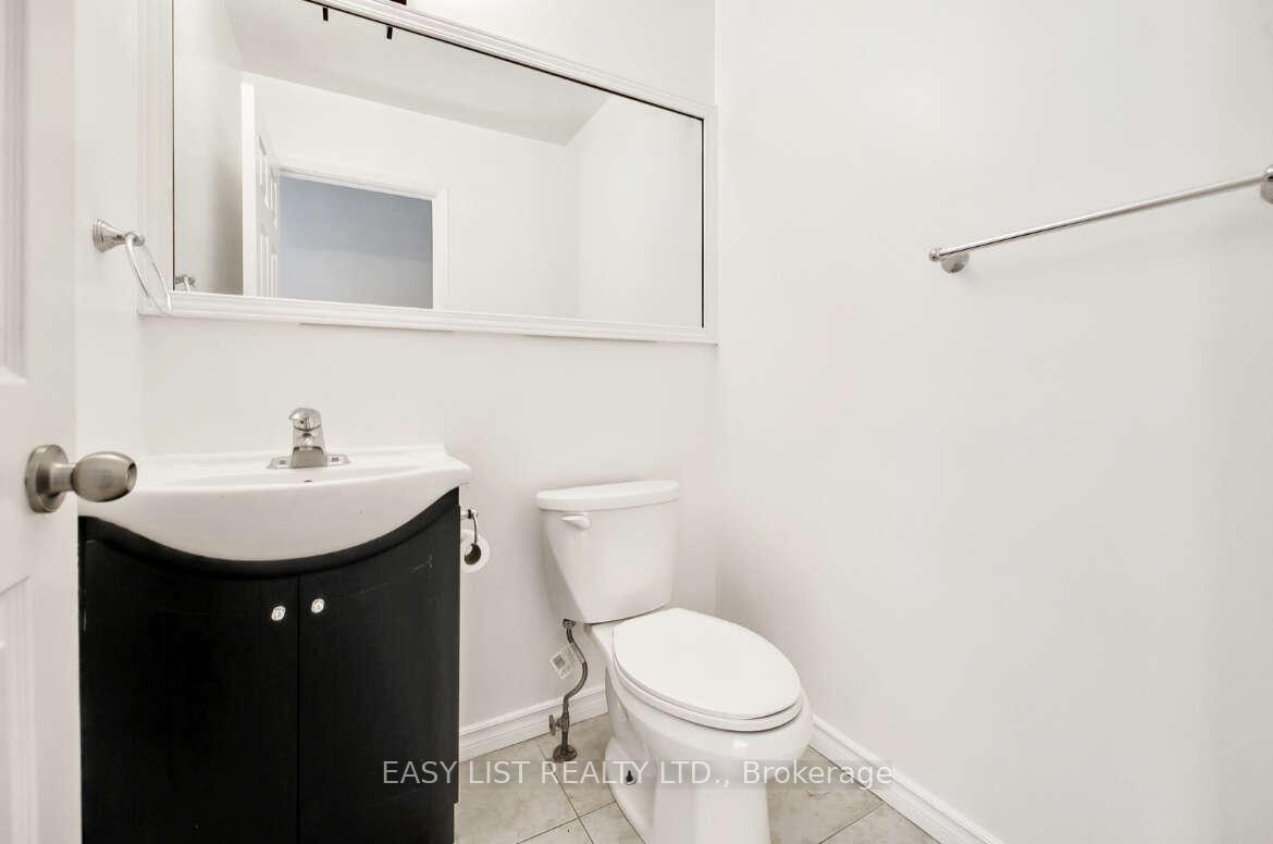 Photo 4 of Unit A, 6530 Glen Erin Drive, Mississauga, Meadowvale — HOMEH