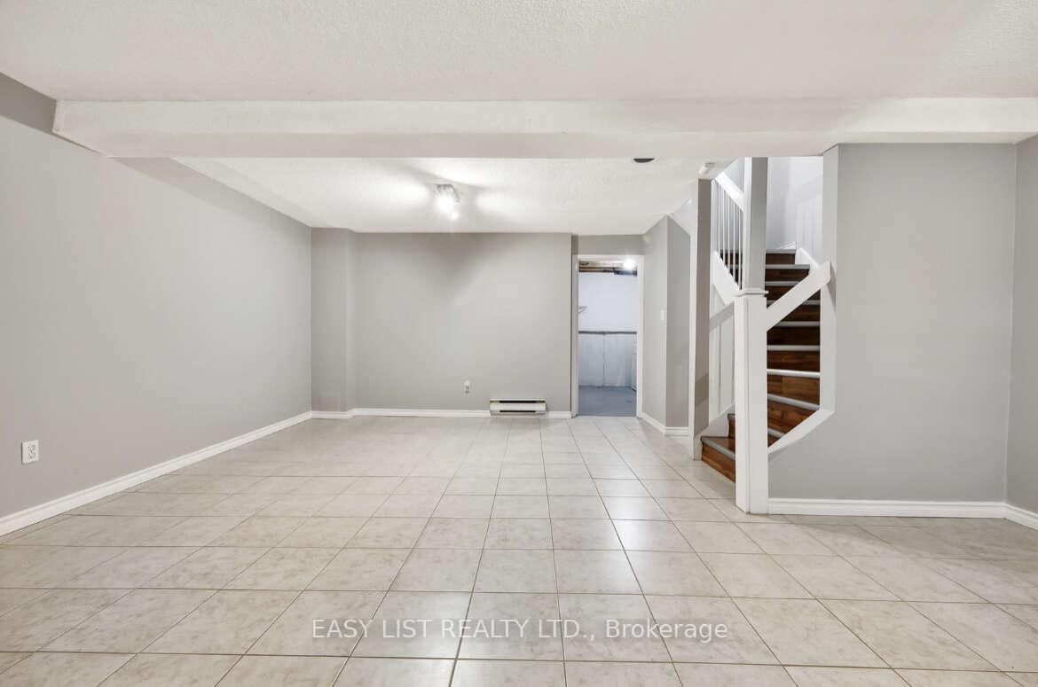 Photo 10 of Unit A, 6530 Glen Erin Drive, Mississauga, Meadowvale — HOMEH