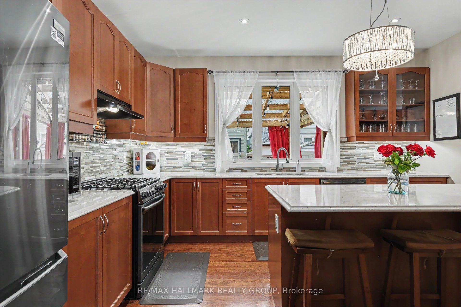 Photo 9 of 2486 River Mist Road, Ottawa, Barrhaven - Half Moon Bay — HOMEH