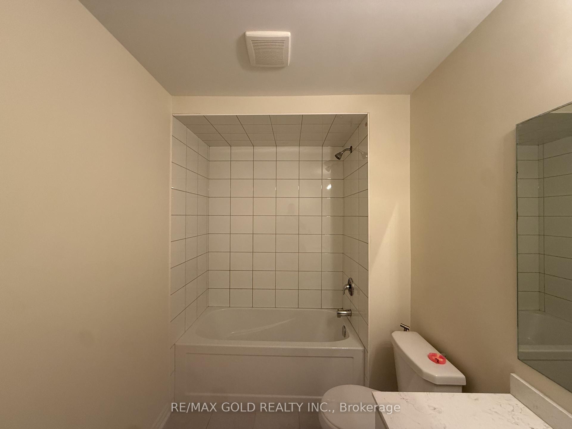 Photo 21 of 93 Pinot Crescent, Hamilton, Stoney Creek — HOMEH