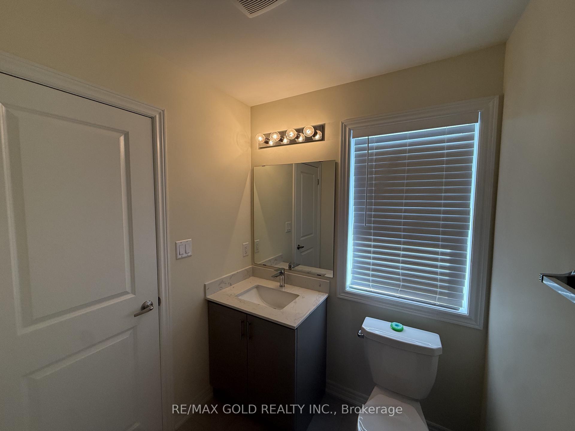 Photo 22 of 93 Pinot Crescent, Hamilton, Stoney Creek — HOMEH