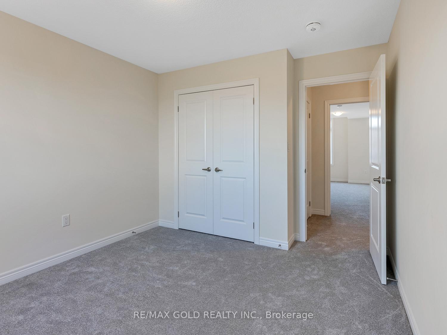 Photo 26 of 93 Pinot Crescent, Hamilton, Stoney Creek — HOMEH