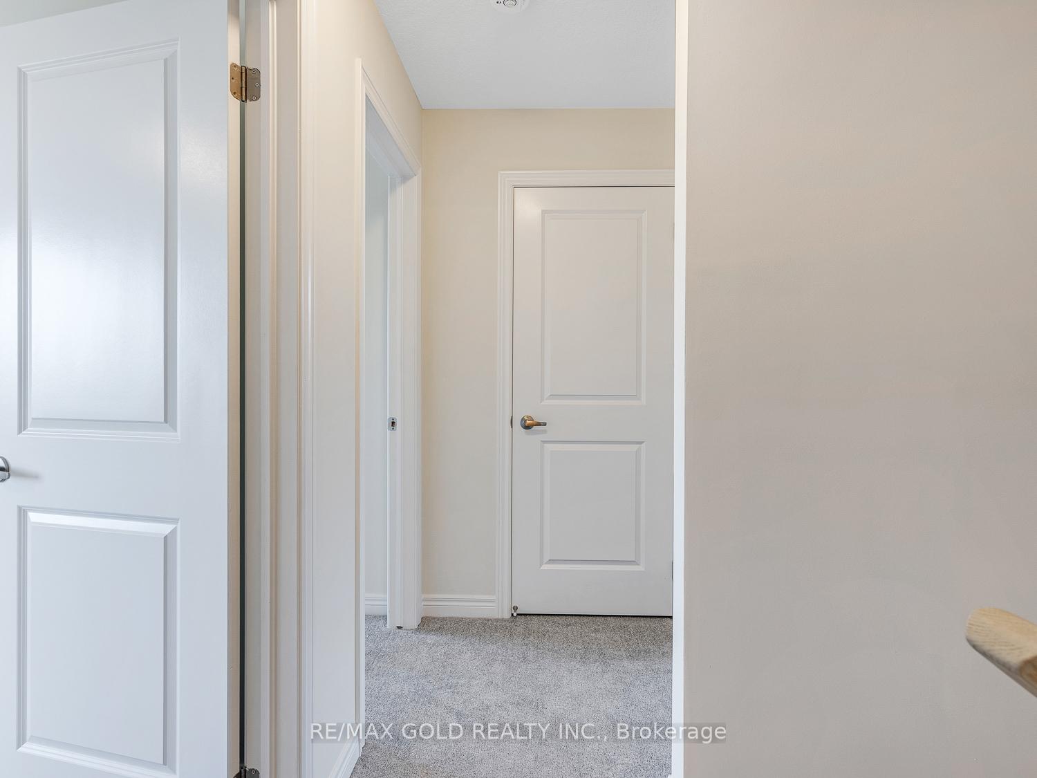 Photo 36 of 93 Pinot Crescent, Hamilton, Stoney Creek — HOMEH