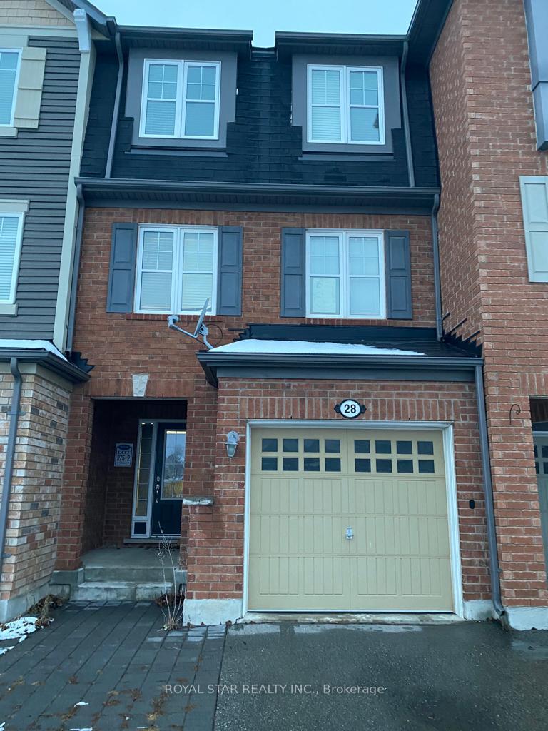 Photo 4 of 28 Donomore Drive, Brampton, Northwest Brampton — HOMEH