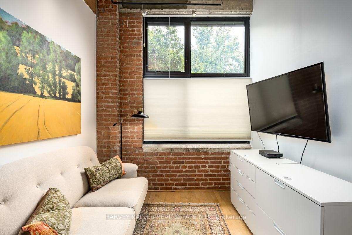 Photo 13 of Unit 7, 200 Clinton Street, Toronto, Palmerston-Little Italy — HOMEH