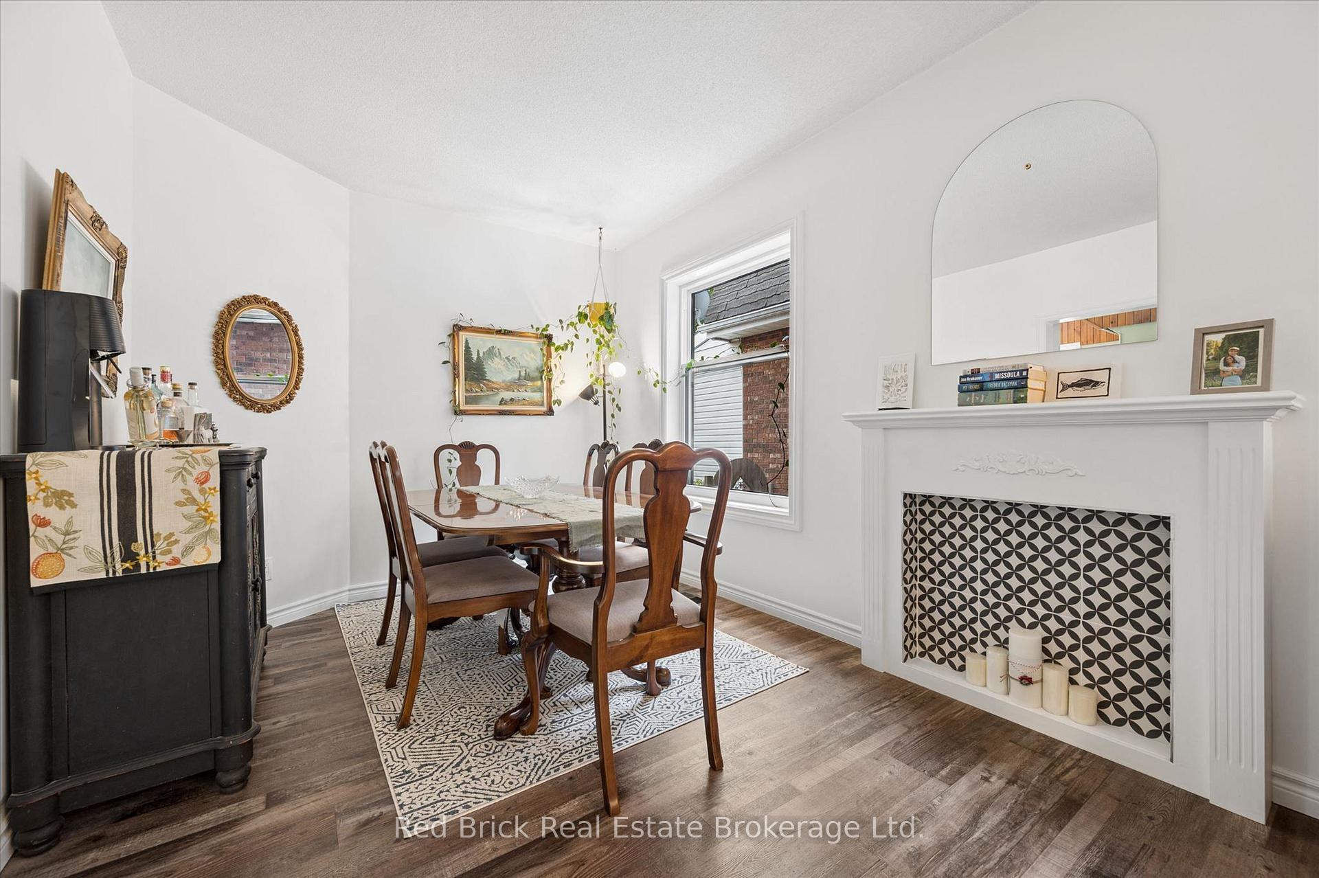 Photo 9 of 163 Perth Street, Stratford — HOMEH
