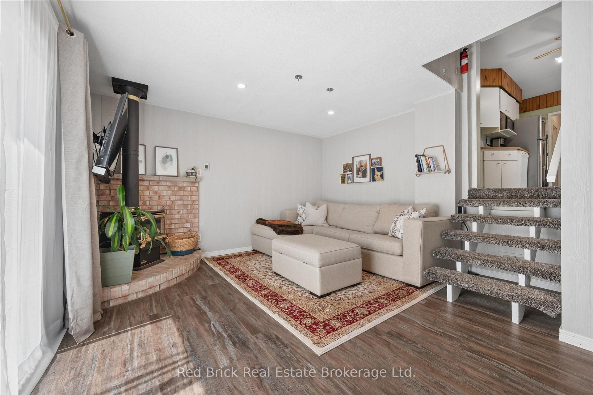 Photo 15 of 163 Perth Street, Stratford — HOMEH
