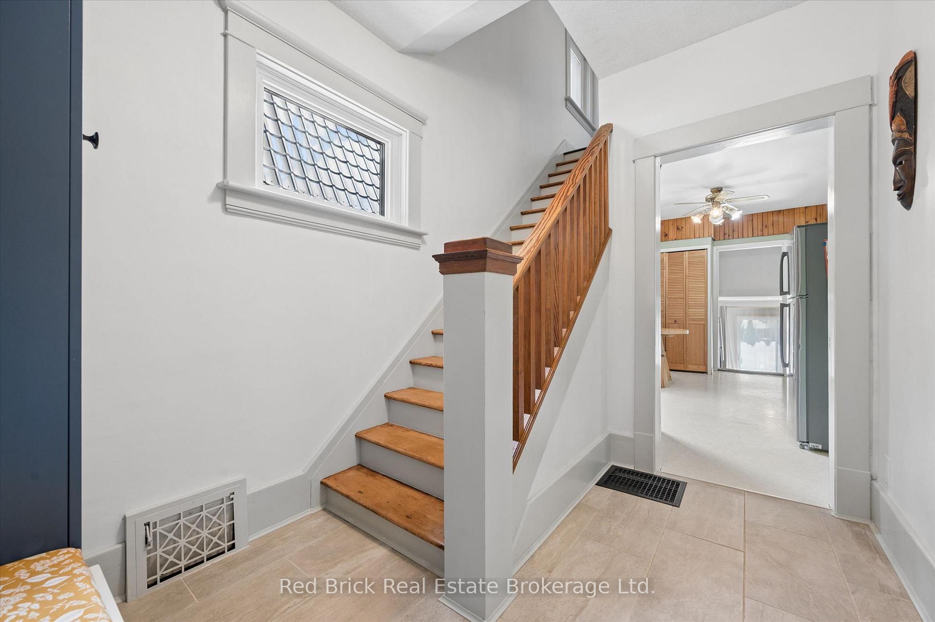 Photo 19 of 163 Perth Street, Stratford — HOMEH