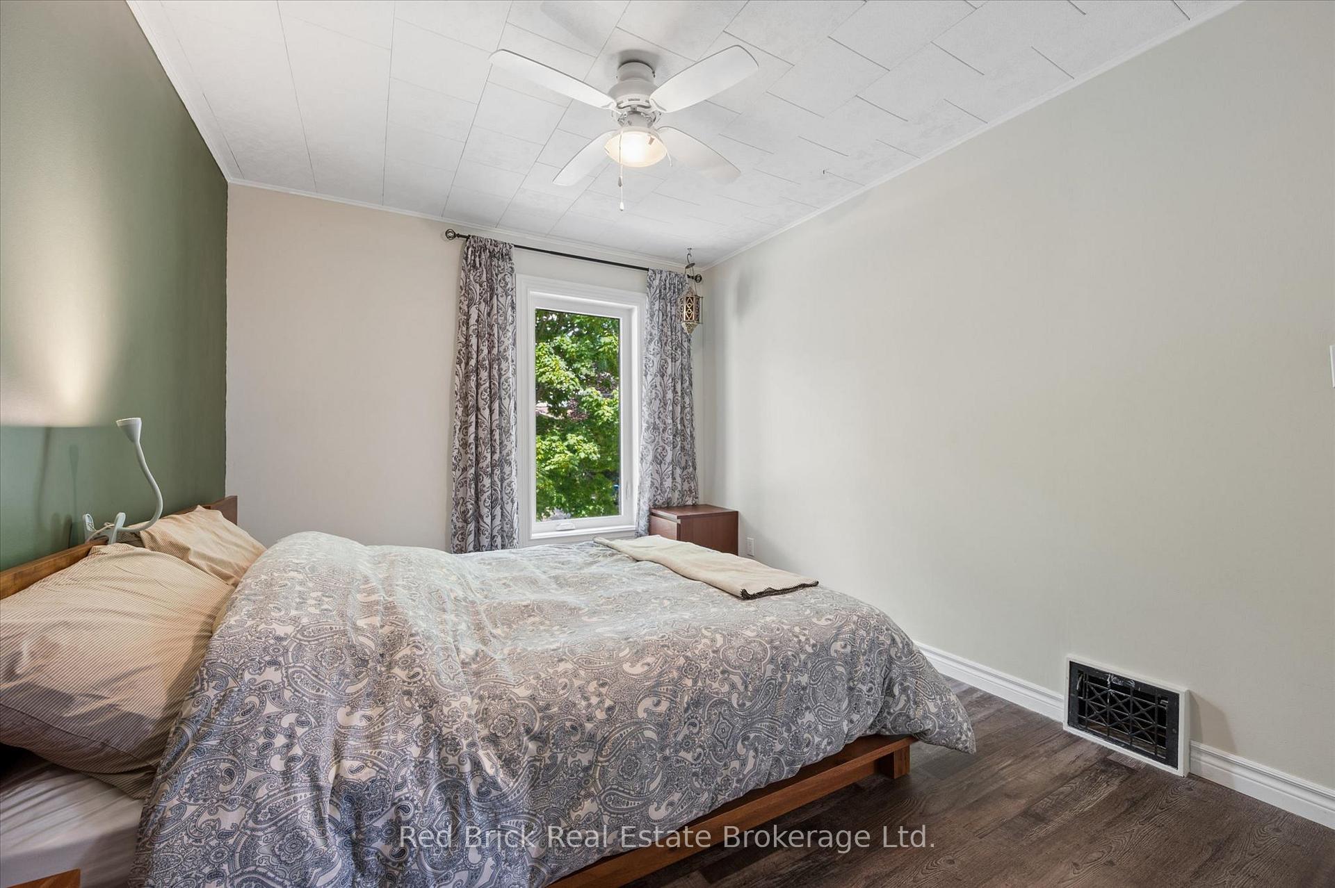 Photo 23 of 163 Perth Street, Stratford — HOMEH