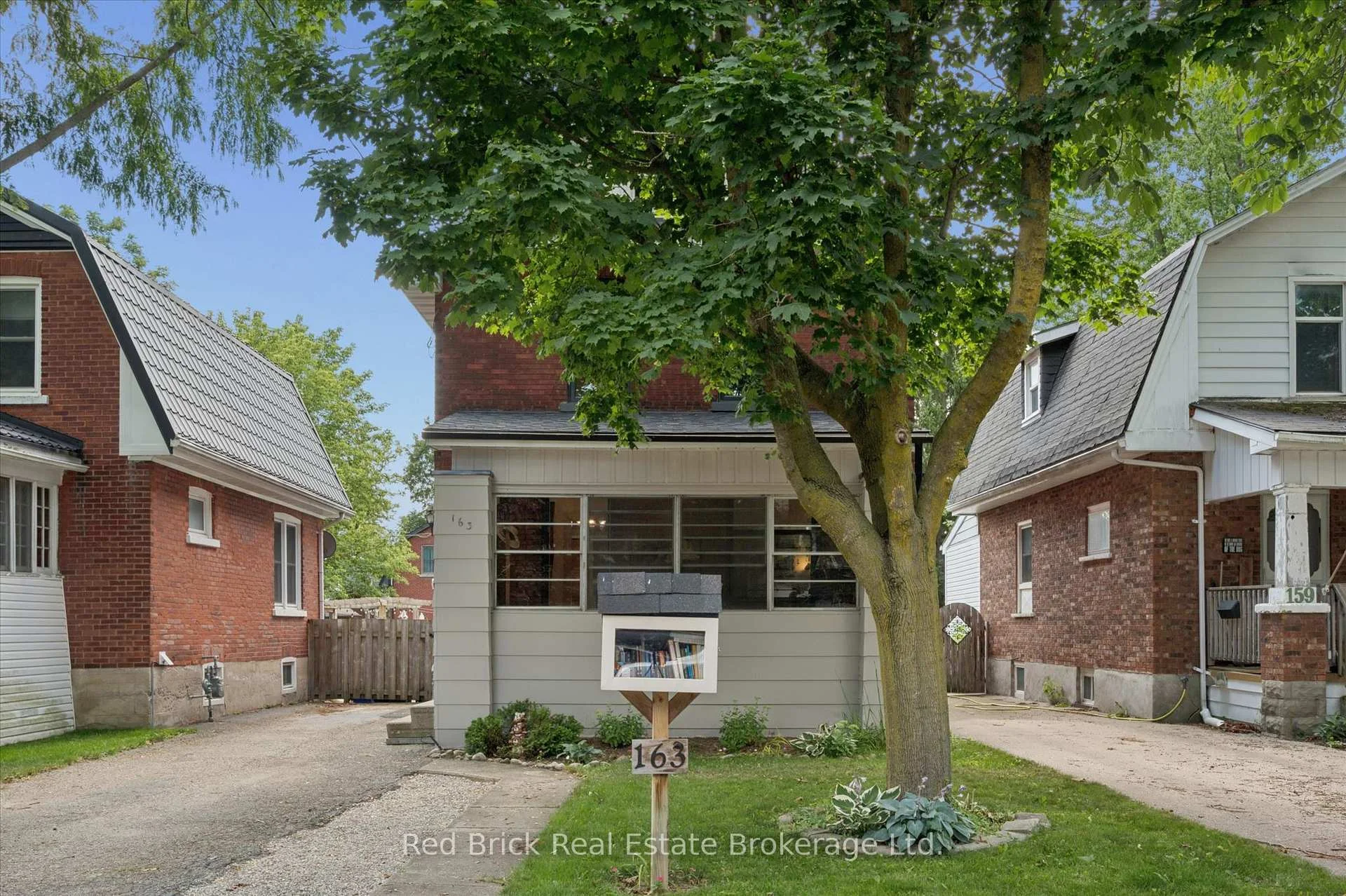 Photo 3 of 163 Perth Street, Stratford — HOMEH