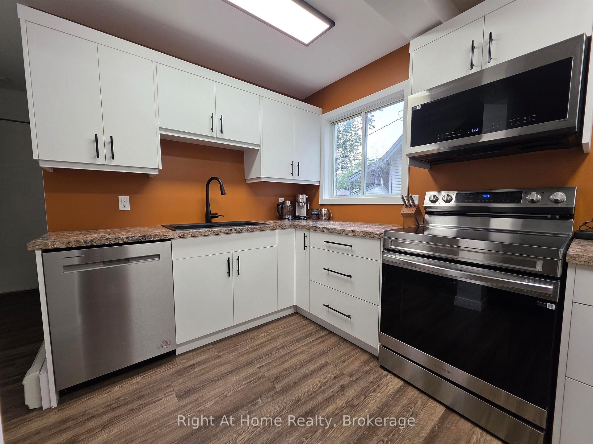 Photo 8 of 134 Kenogami Avenue S, Thunder Bay, West End — HOMEH