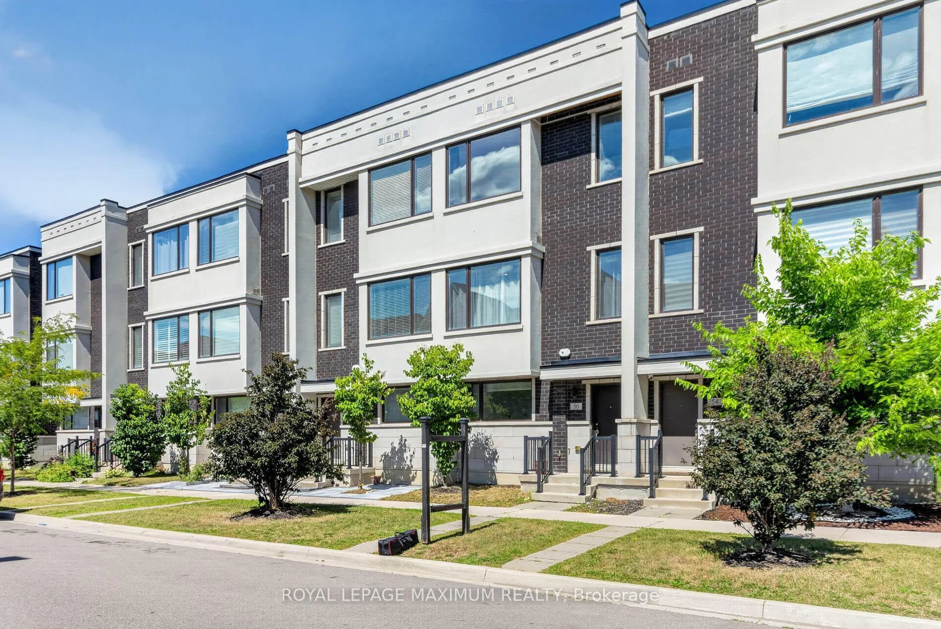 Photo 2 of 50 Allegranza Avenue, Vaughan, Vellore Village — HOMEH