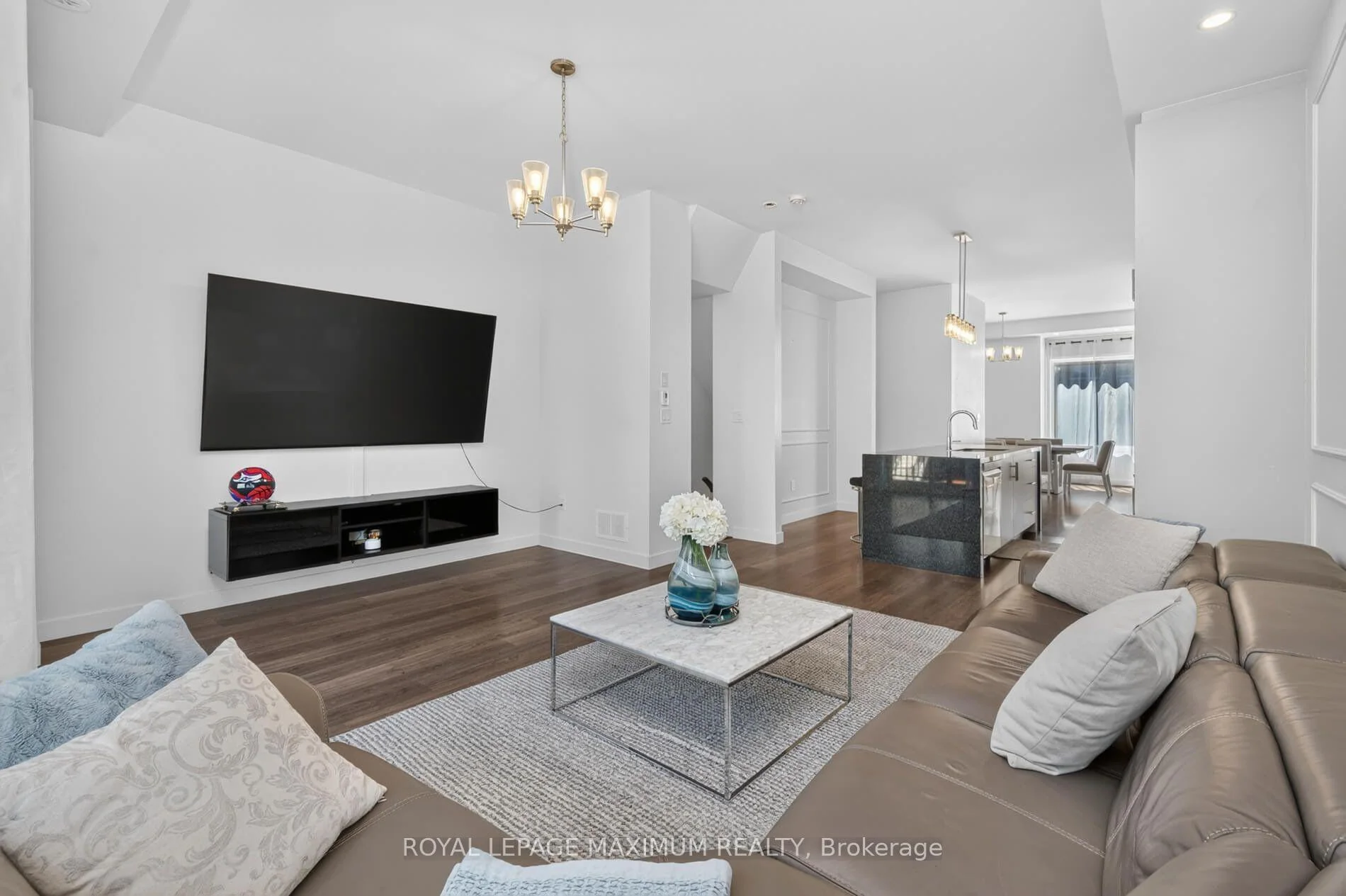 Photo 12 of 50 Allegranza Avenue, Vaughan, Vellore Village — HOMEH
