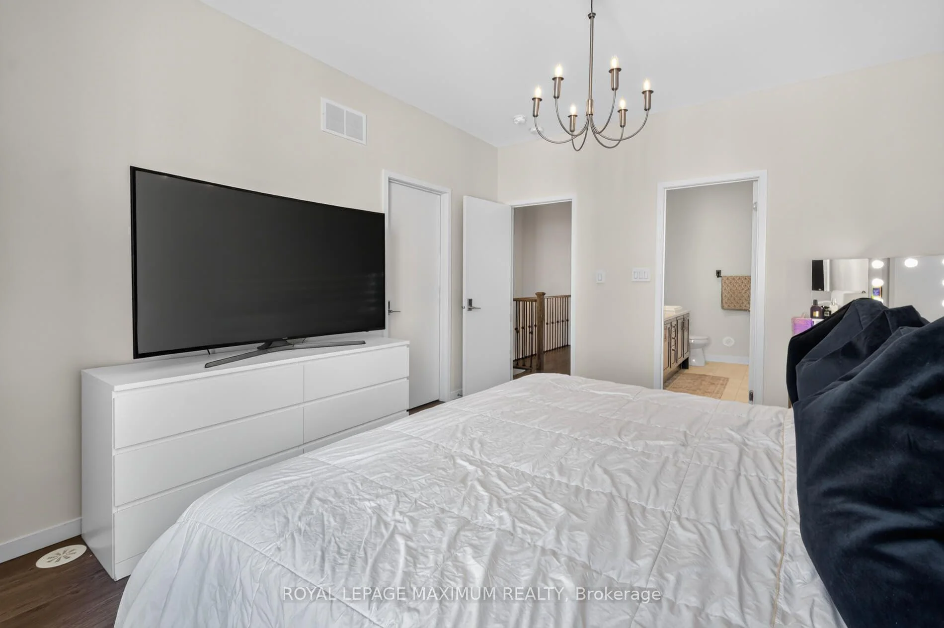 Photo 28 of 50 Allegranza Avenue, Vaughan, Vellore Village — HOMEH