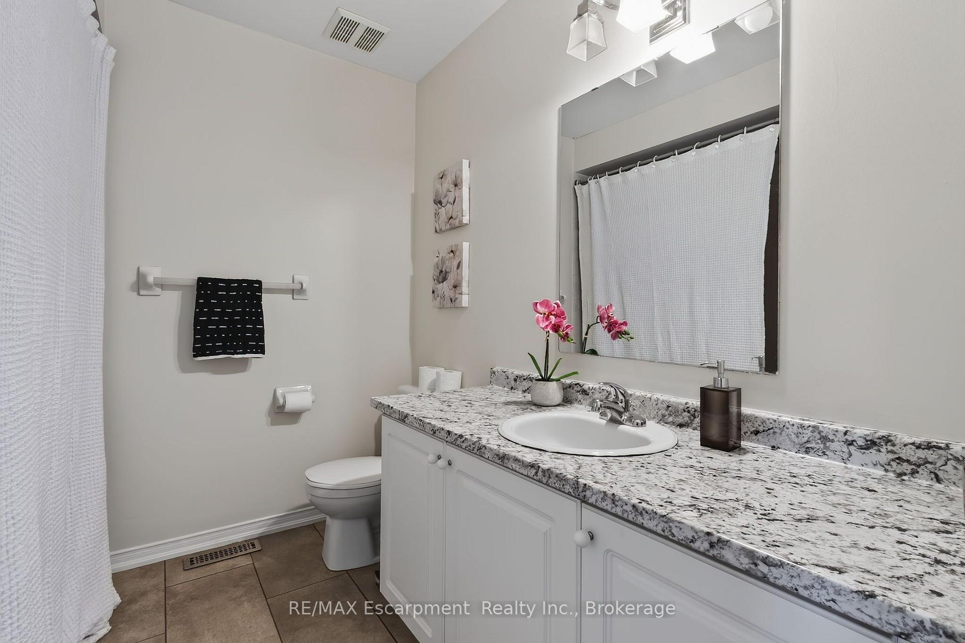 Photo 36 of 5143 Lampman Avenue, Burlington, Uptown — HOMEH