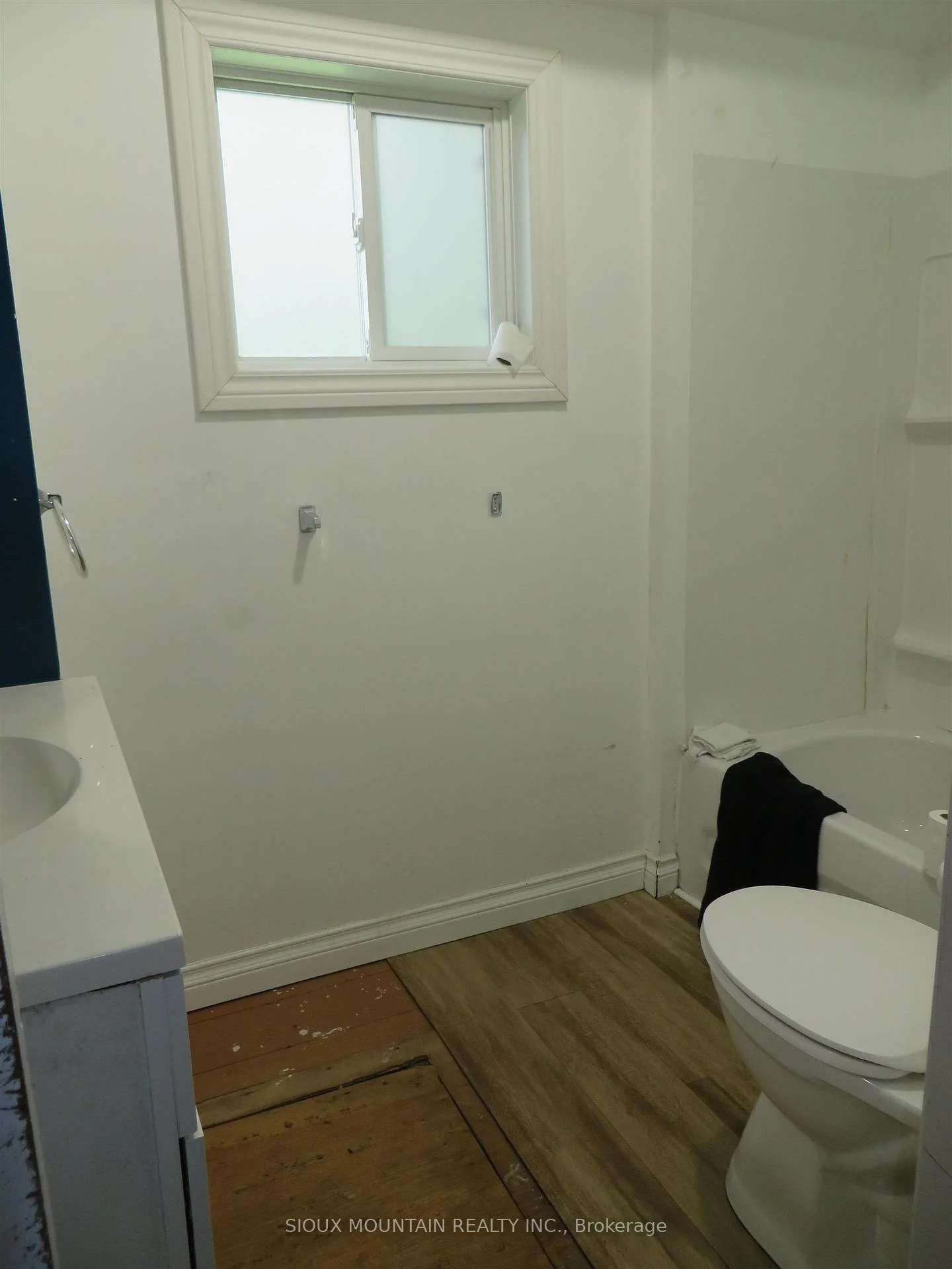 Photo 7 of 233 Drayton Road, Sioux Lookout, TB-650 — HOMEH