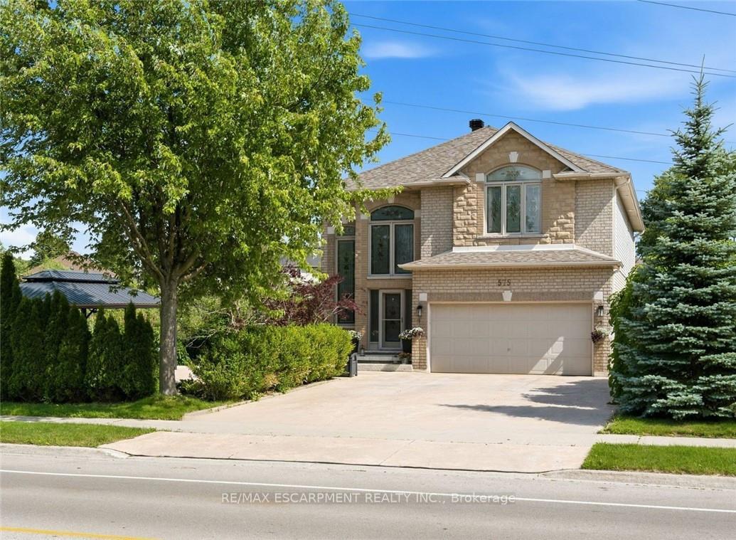 Photo 1 of 575 Stonehenge Drive, Hamilton, Ancaster — HOMEH