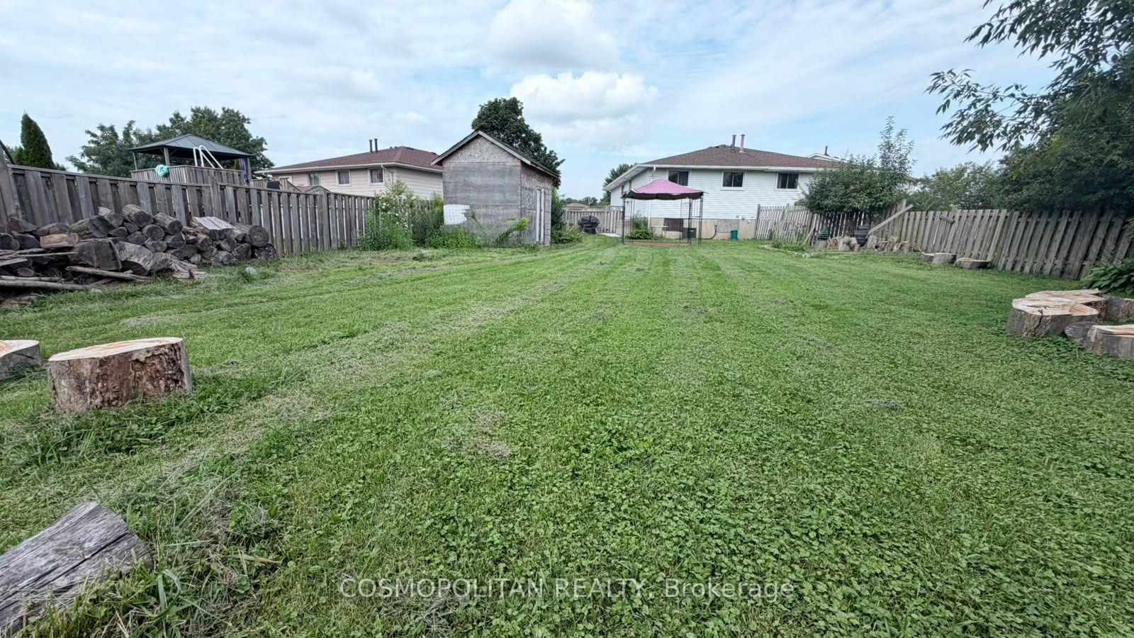 Photo 14 of 7709 Ronnie Crescent, Niagara Falls, Marineland — HOMEH