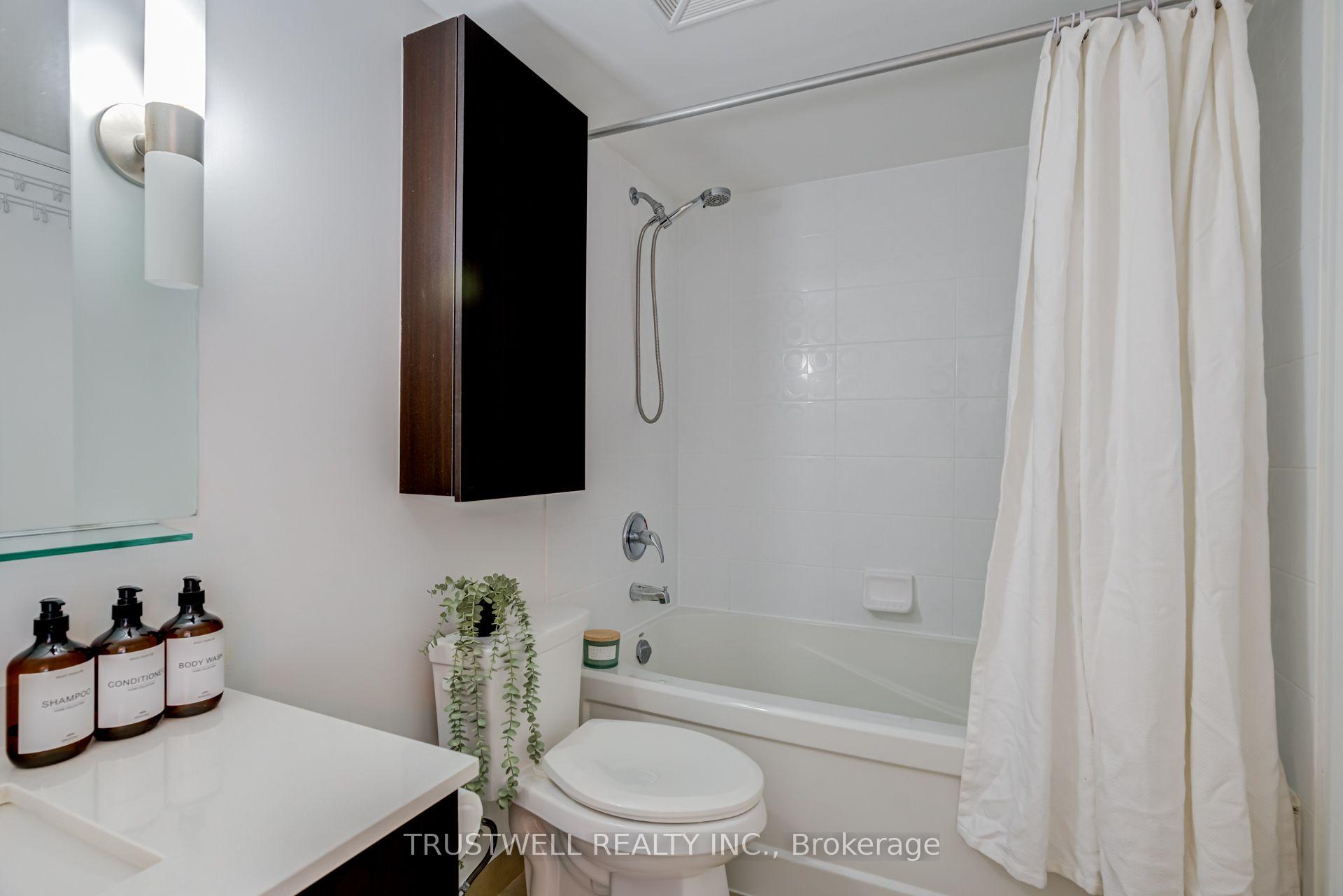 Photo 21 of Unit 712, 320 Richmond Street E, Toronto, Moss Park — HOMEH