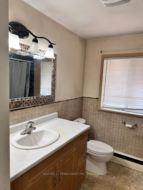 Photo 11 of 34 Watson Street, Scarborough, Highland Creek — HOMEH