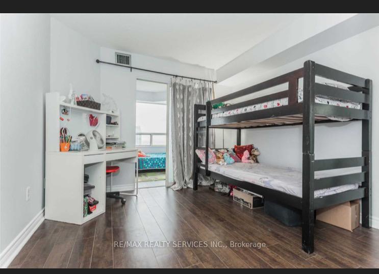 Photo 3 of Unit 2211, 335 Webb Drive, Mississauga, City Centre — HOMEH
