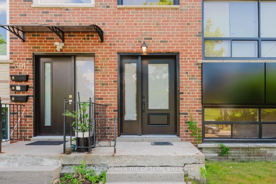 Photo 4 of Unit 3, 299 Quebec Avenue, Toronto, Junction Area — HOMEH