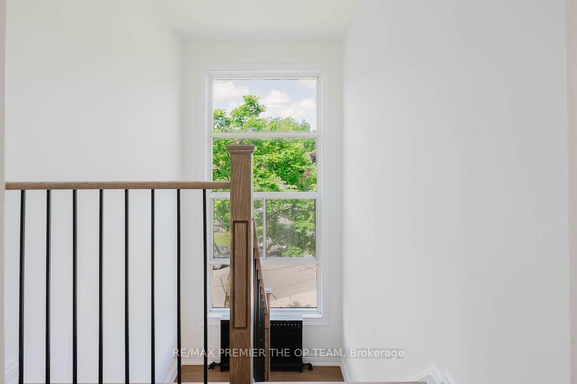 Photo 5 of Unit 3, 299 Quebec Avenue, Toronto, Junction Area — HOMEH