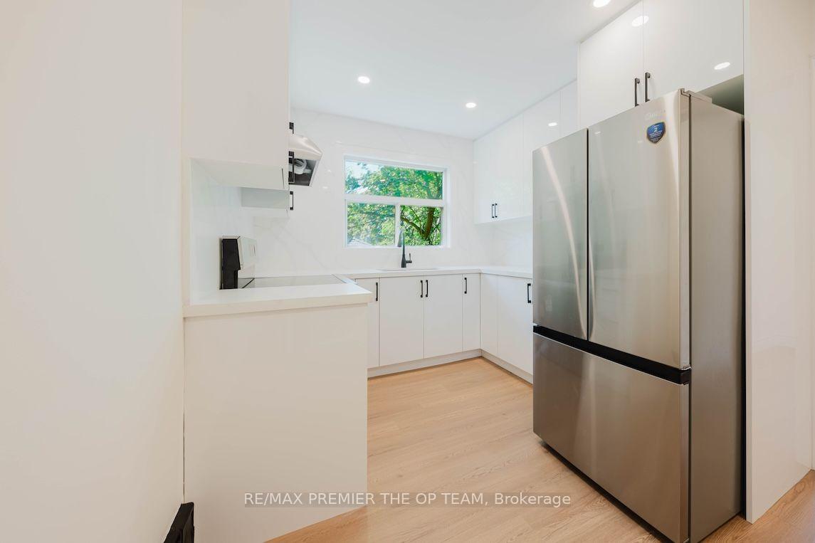 Photo 10 of Unit 3, 299 Quebec Avenue, Toronto, Junction Area — HOMEH