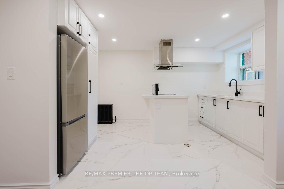 Photo 6 of Unit 1, 299 Quebec Avenue, Toronto, Junction Area — HOMEH