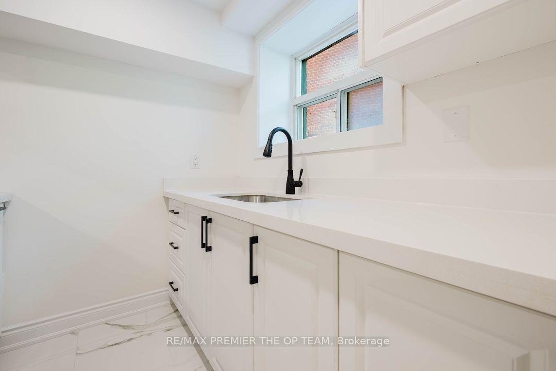 Photo 7 of Unit 1, 299 Quebec Avenue, Toronto, Junction Area — HOMEH