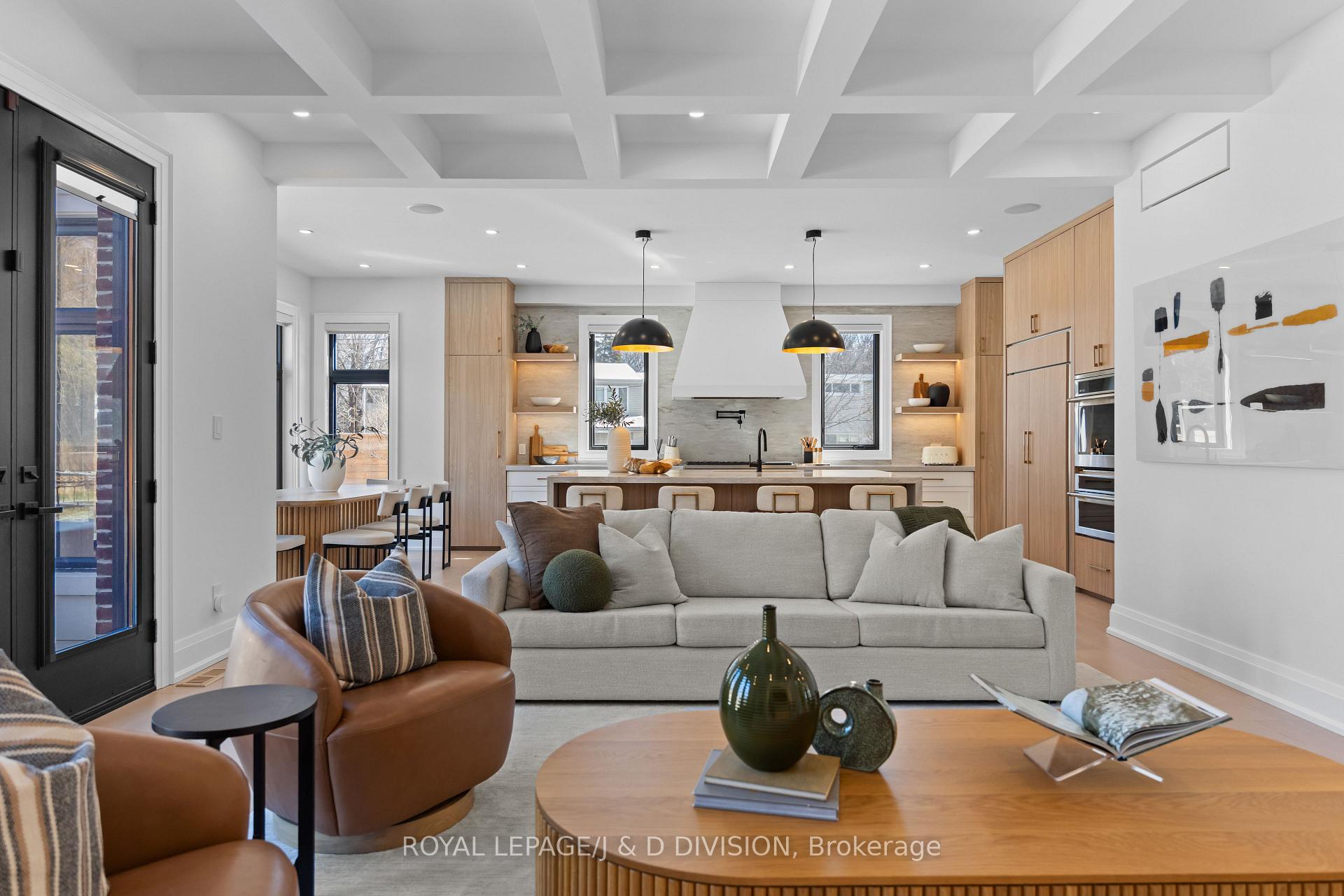 Photo 12 of 4 Pine Ridge Drive, Scarborough, Cliffcrest — HOMEH