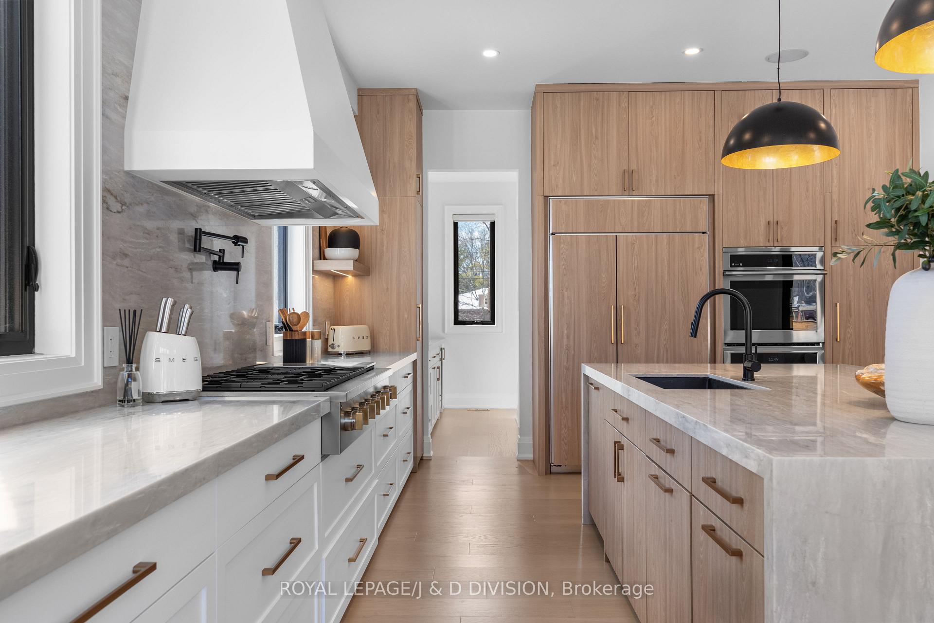 Photo 21 of 4 Pine Ridge Drive, Scarborough, Cliffcrest — HOMEH