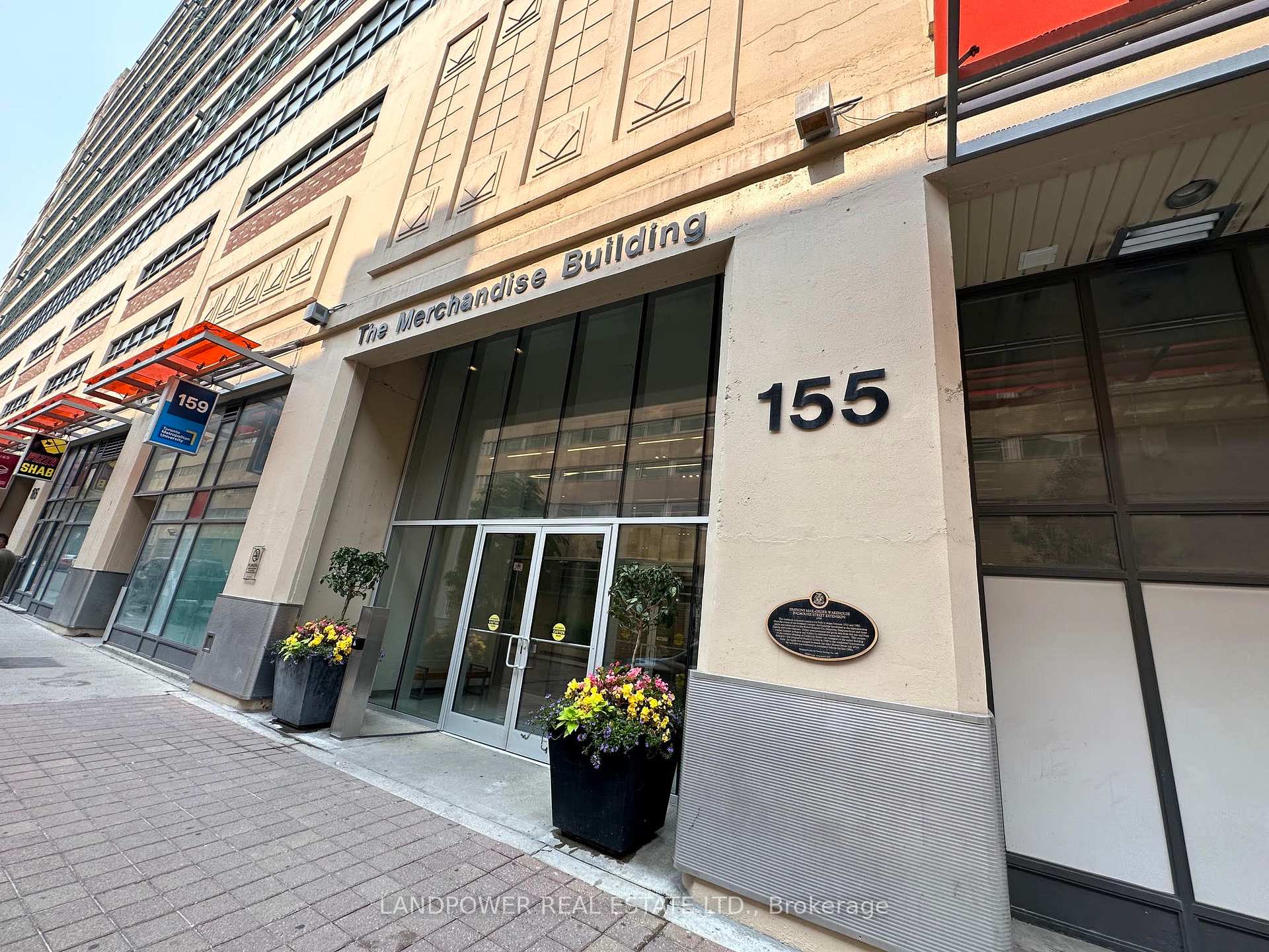 Front of Unit 413, 155 Dalhousie Street
