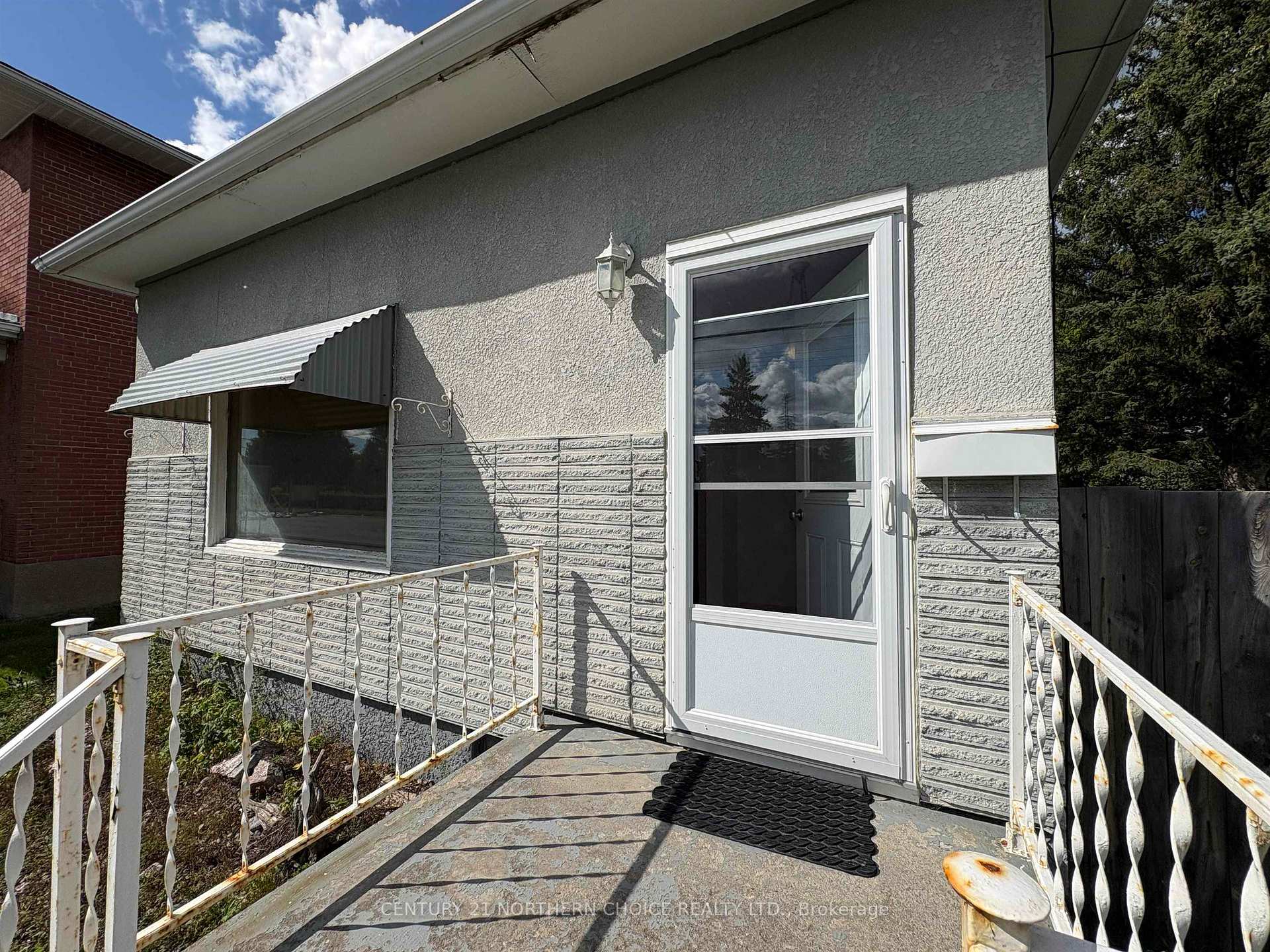 Photo 2 of 240 Third Street W, Fort Frances, TB-401 — HOMEH