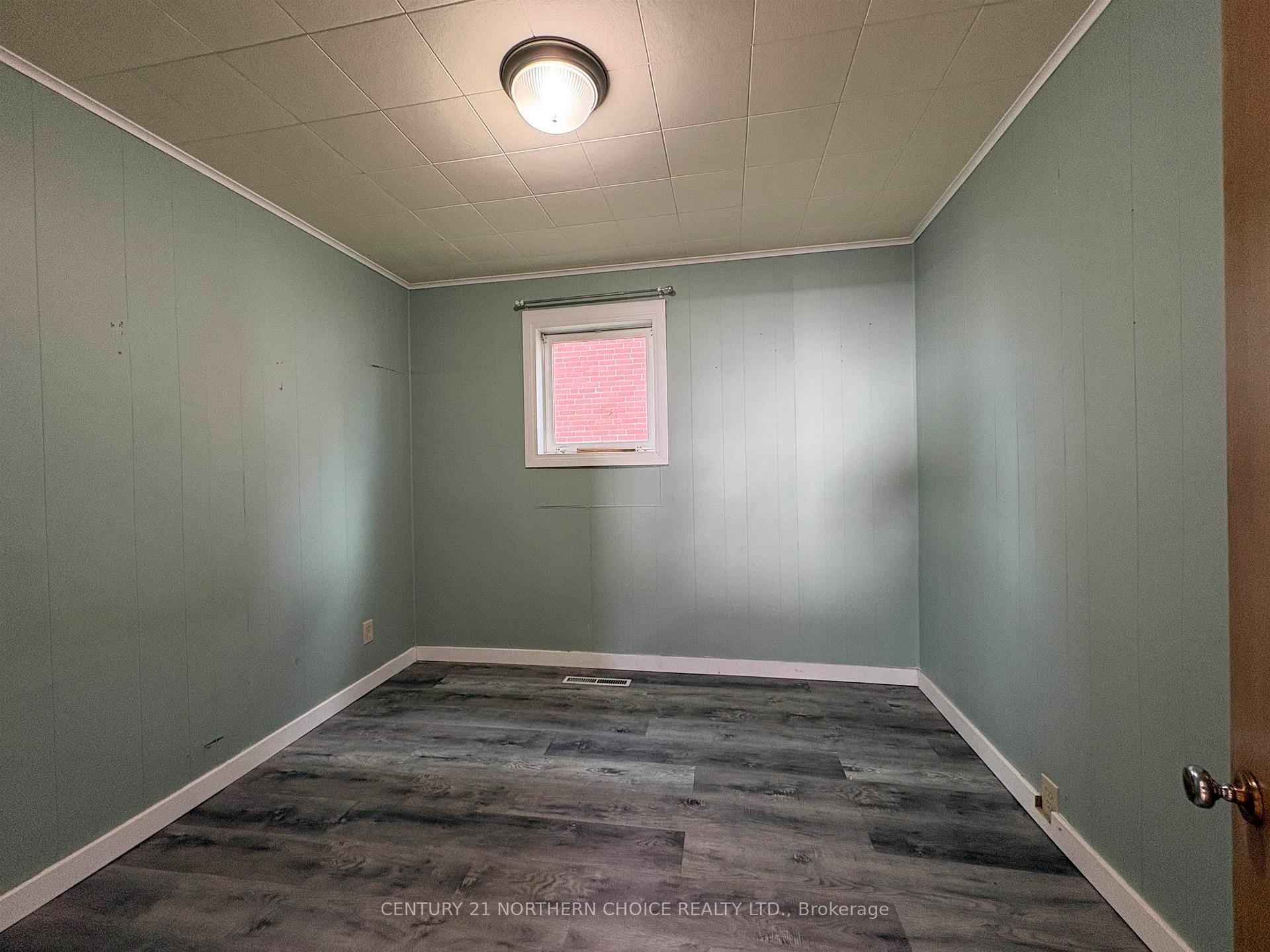 Photo 16 of 240 Third Street W, Fort Frances, TB-401 — HOMEH