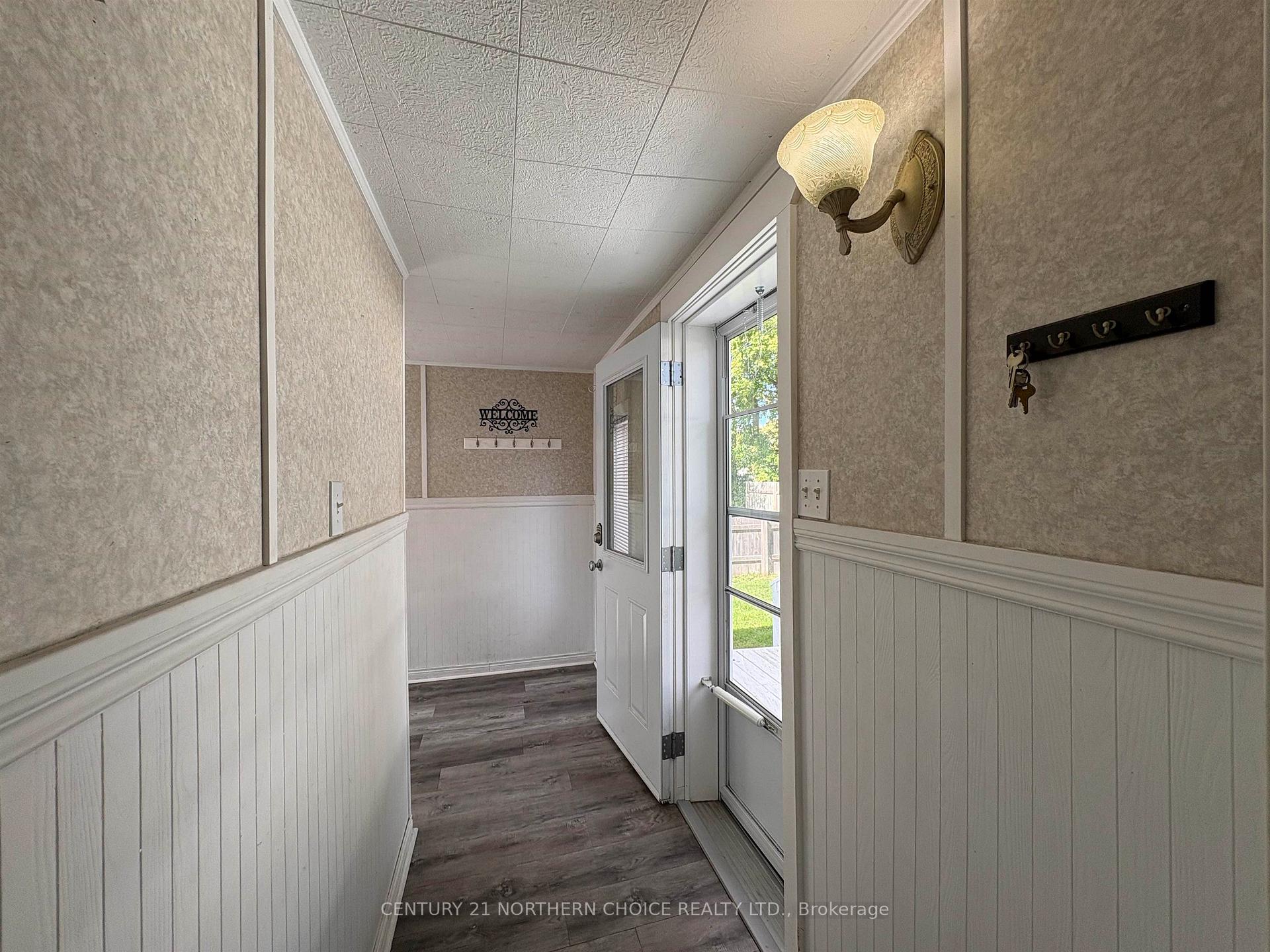 Photo 17 of 240 Third Street W, Fort Frances, TB-401 — HOMEH