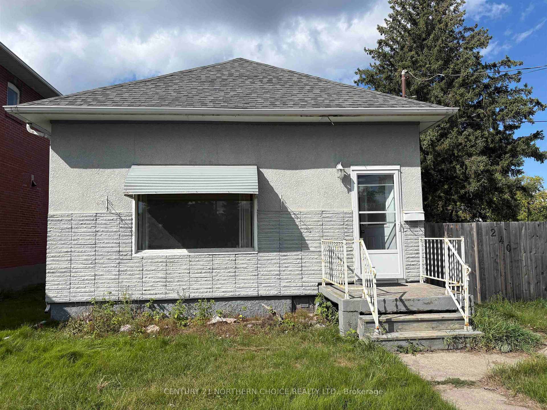 Photo 34 of 240 Third Street W, Fort Frances, TB-401 — HOMEH