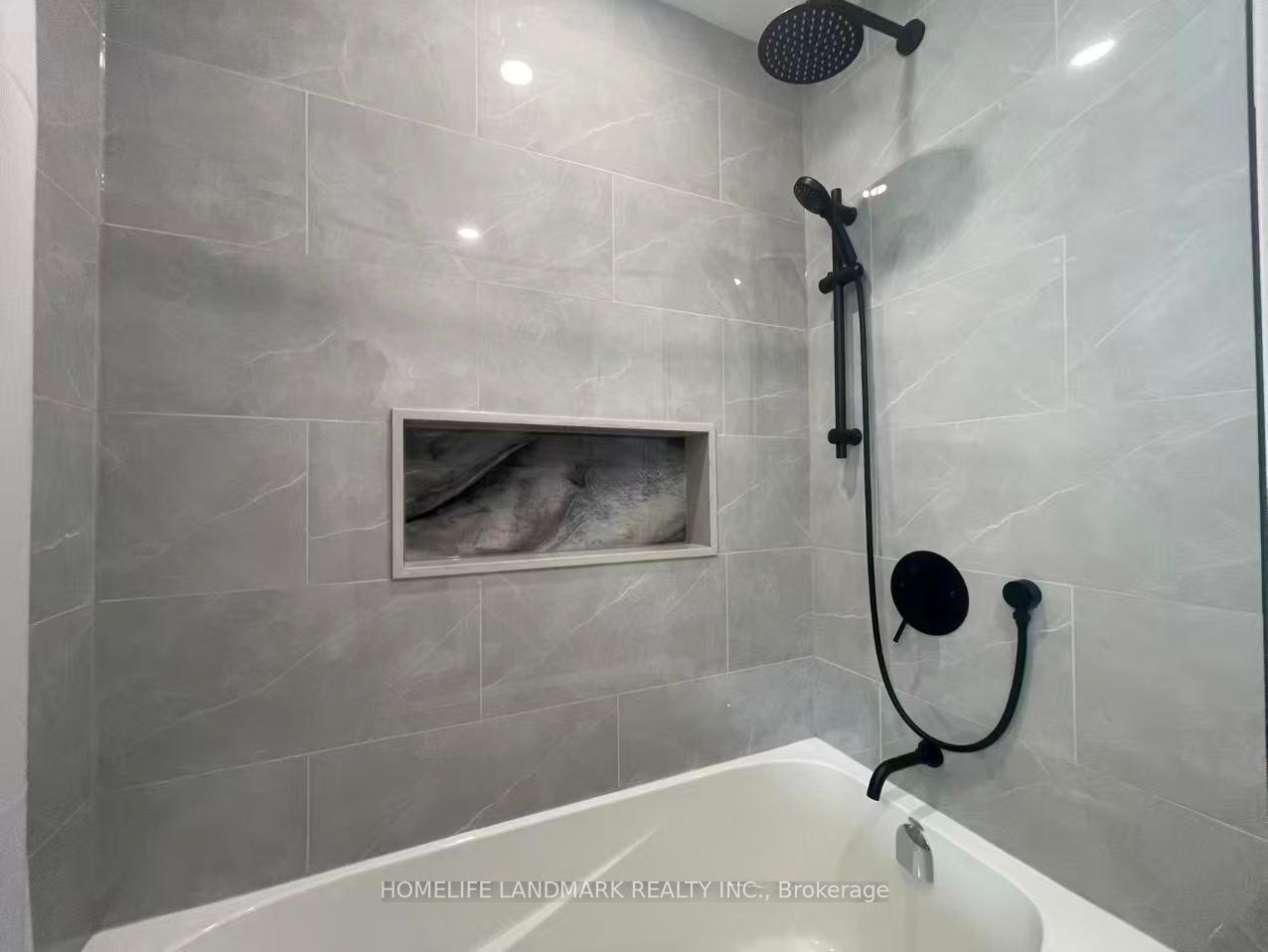 Photo 8 of Unit Unit 1, 17 Rosemeade Avenue, Etobicoke, Stonegate-Queensway — HOMEH