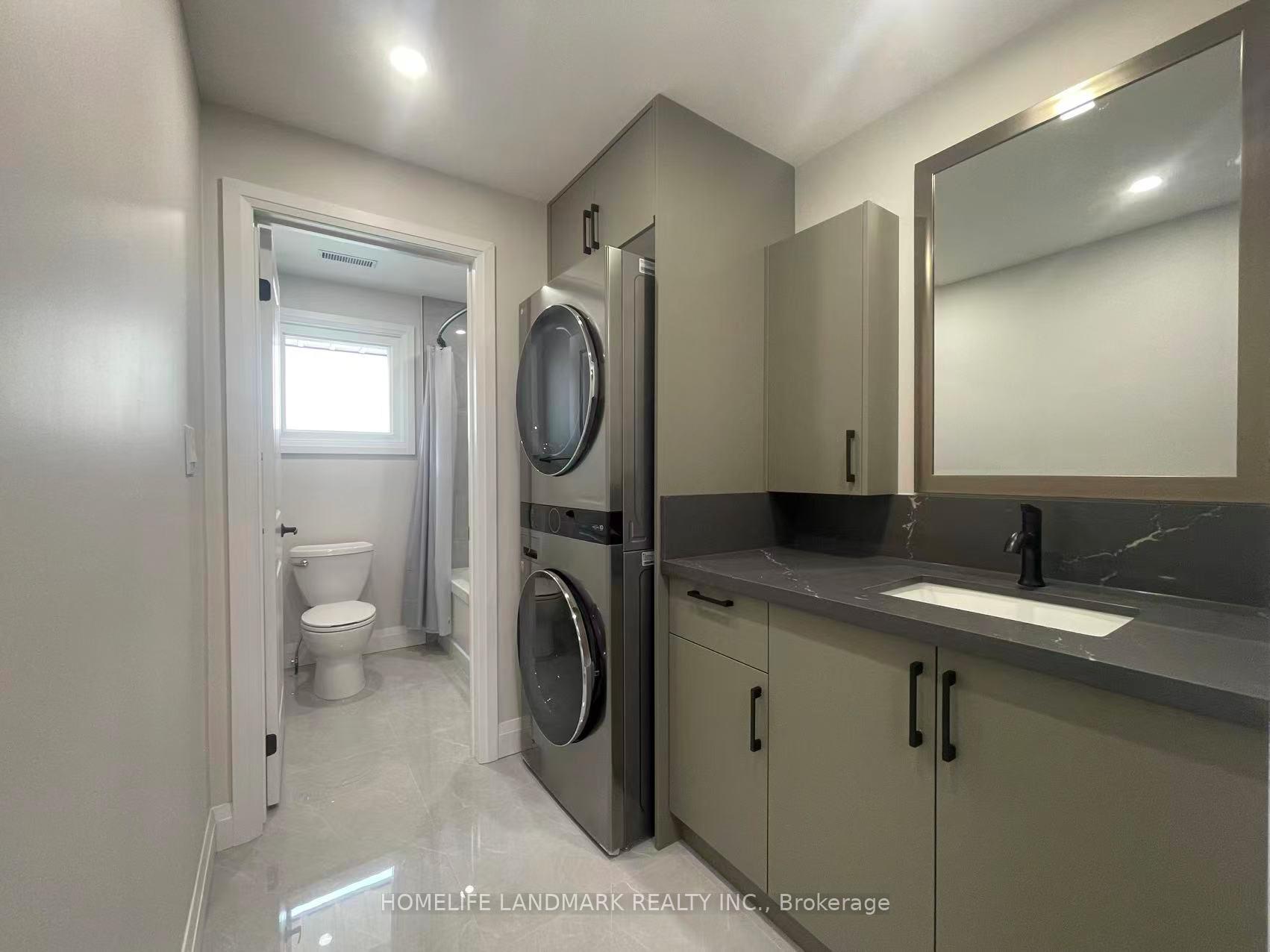 Photo 13 of Unit Unit 1, 17 Rosemeade Avenue, Etobicoke, Stonegate-Queensway — HOMEH