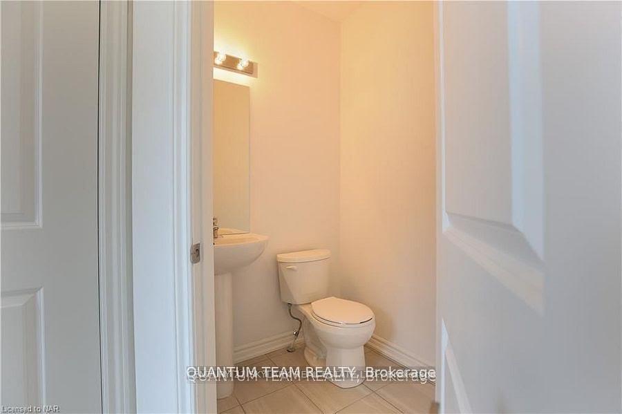Photo 16 of Unit 37, 7403 Sandy Ridge Common, Niagara Falls, Oldfield — HOMEH