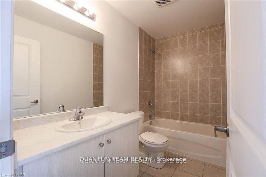 Photo 22 of Unit 37, 7403 Sandy Ridge Common, Niagara Falls, Oldfield — HOMEH